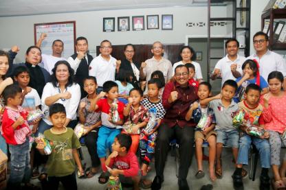 Hadiri Perayaan Natal Dinas Kominfo Sumut, Pj Gubernur Sumut: Momen Perkuat Ikatan Persaudaraan